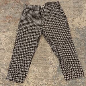 Coldwater Creek Black and White Geo-Print Capris